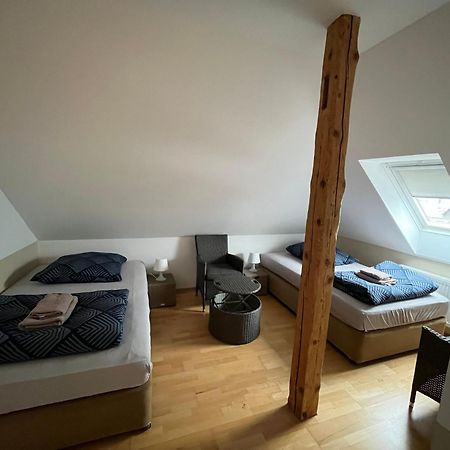 Doppelzimmer-Bad-Kuehlschrank-Tv-19 Meine Eksteriør bilde