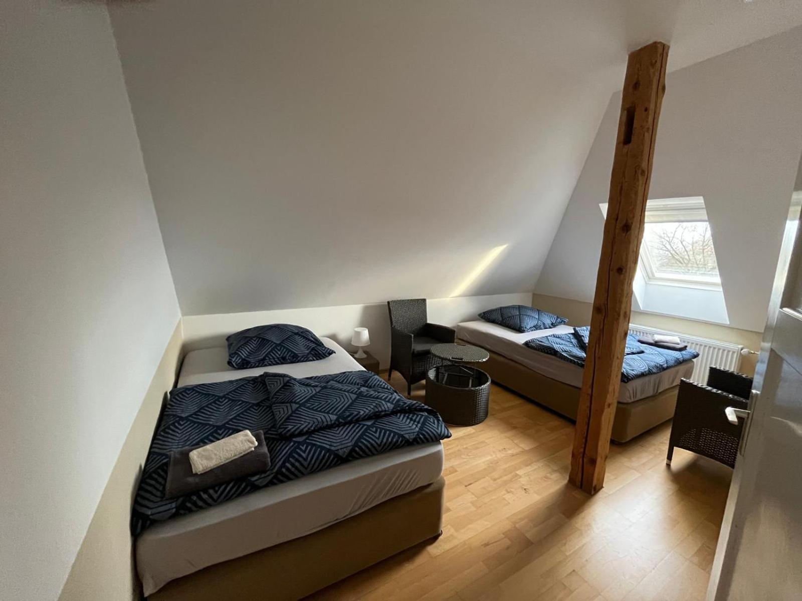 Doppelzimmer-Bad-Kuehlschrank-Tv-19 Meine Eksteriør bilde