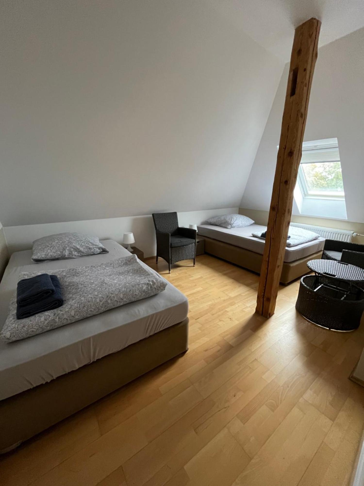 Doppelzimmer-Bad-Kuehlschrank-Tv-19 Meine Eksteriør bilde